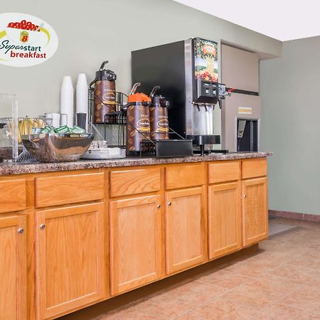Super 8 By Wyndham Mankato Hotel Ngoại thất bức ảnh