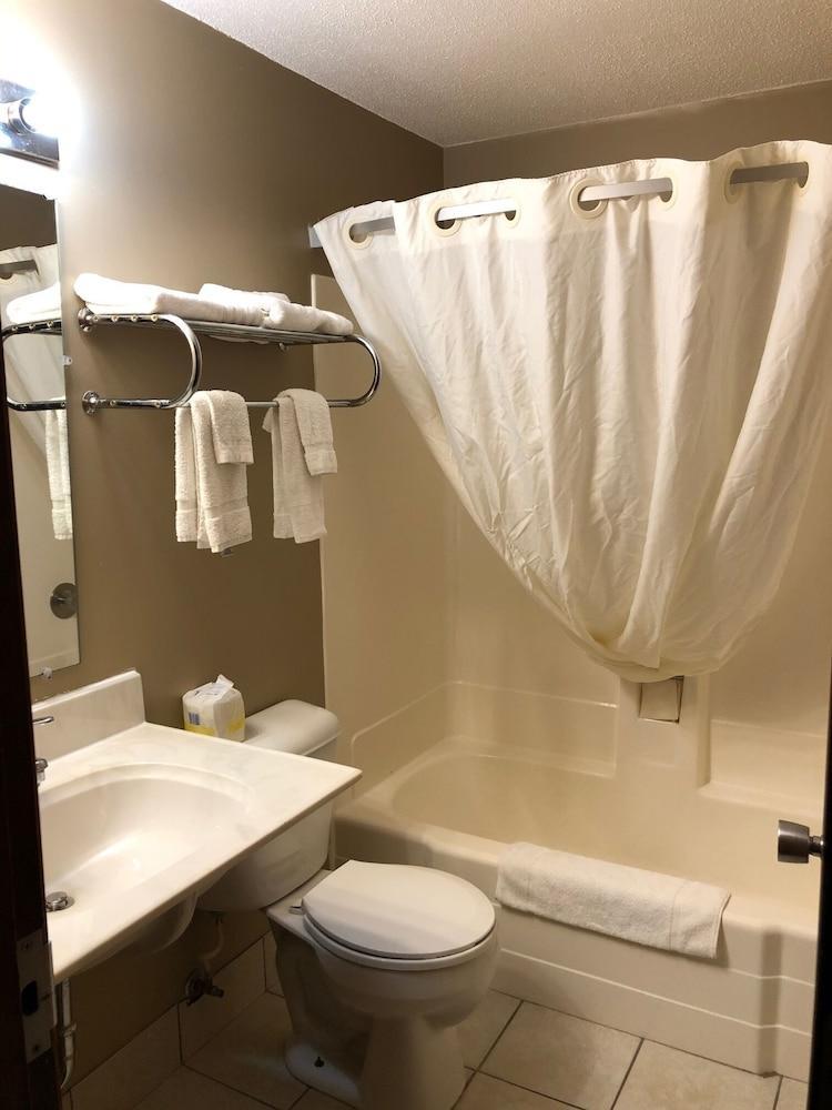 Super 8 By Wyndham Mankato Hotel Ngoại thất bức ảnh