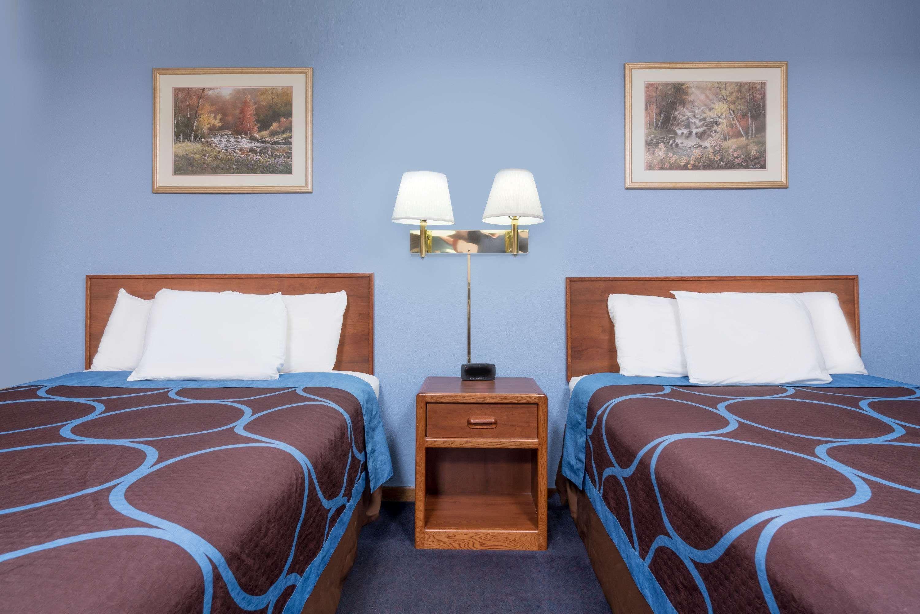 Super 8 By Wyndham Mankato Hotel Ngoại thất bức ảnh